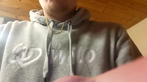 Snapshot of m1guele chatting on March 8, 9:08 pm Fucklover online show from March 8, 9:08 pm