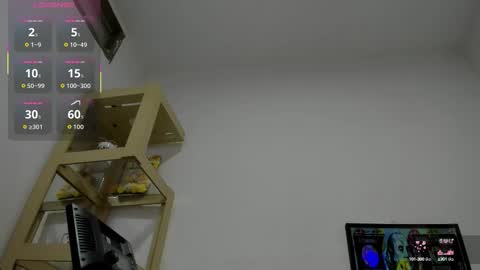 Snapshot of m1lk_choc chatting on September 21, 2:51 pm Mila online show from September 21, 2:51 pm