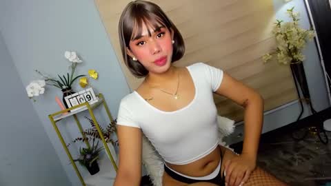 Janelovesu online show from March 9, 7:45 am