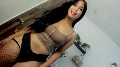 Snapshot of m1ssjanelana69 chatting on July 15, 11:43 pm Janelovesu online show from July 15, 11:43 pm