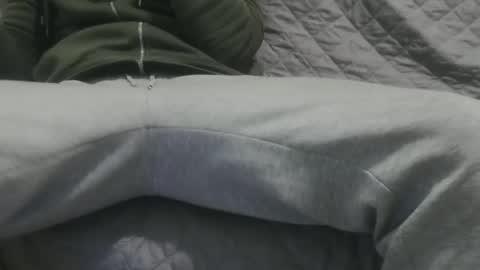 m4dh4tter24 online show from December 8, 8:36 pm