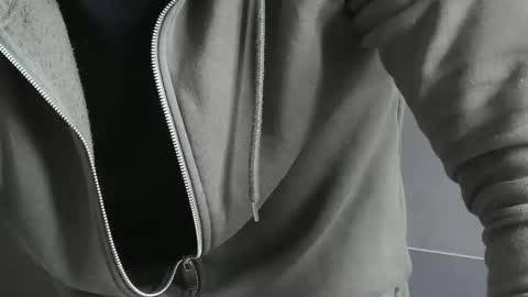 m4dh4tter24 online show from April 29, 8:07 am