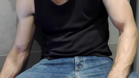 m4dh4tter24 online show from July 28, 2:13 pm