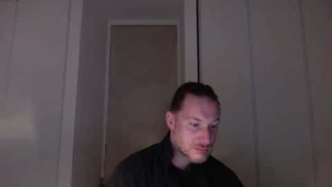 m4rduk online show from November 17, 4:40 am