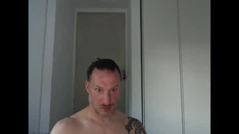 m4rduk online show from May 11, 4:48 pm