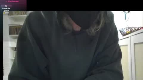 Snapshot of m54whrdn2 chatting on December 30, 1:26 am m54whrdn online show from December 30, 1:26 am