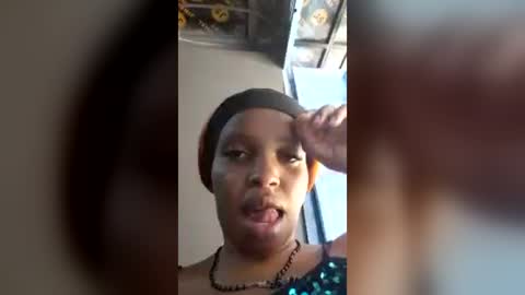 Snapshot of m775659 chatting on August 5, 10:07 am m775659 online show from August 5, 10:07 am