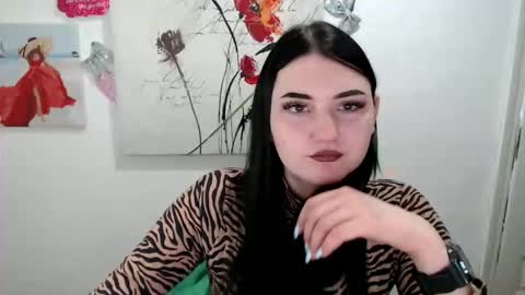 m_i_k_i_ online show from March 15, 11:16 am