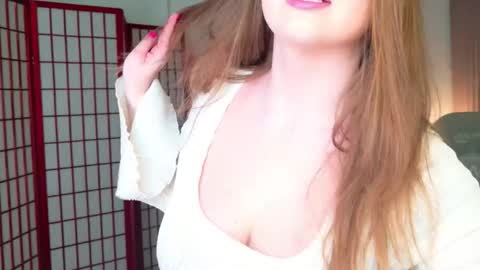 Milena online show from March 9, 2:10 pm