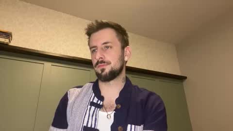 m_stephen online show from February 7, 4:16 am