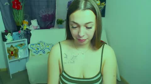 Vikki online show from April 25, 11:46 am