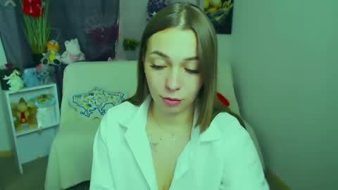 Vikki online show from April 27, 10:57 am