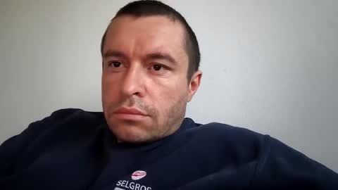 Snapshot of ma747047 chatting on April 11, 4:39 am ma747047 online show from April 11, 4:39 am