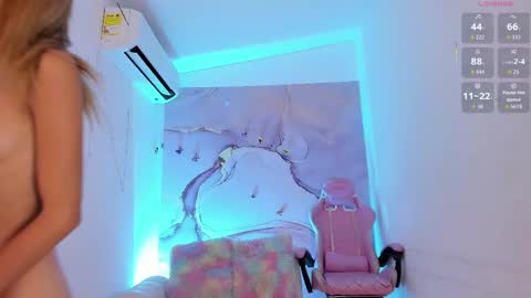 Mariangel  online show from December 4, 4:00 am