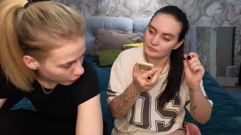 maary__jane online show from October 9, 8:23 am