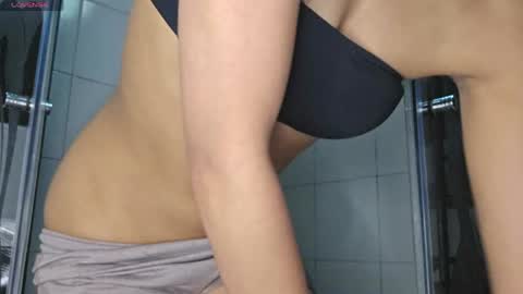 Snapshot of mabel_candy chatting on May 29, 10:19 pm Mabel Candy online show from May 29, 10:19 pm