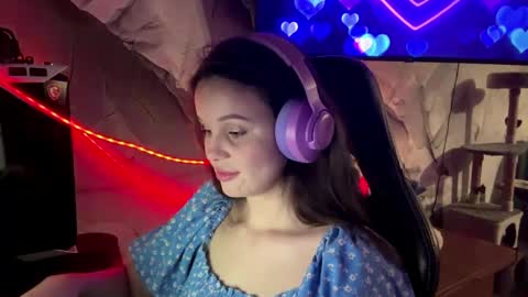 Apolonia online show from May 23, 6:12 pm