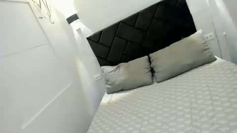 Snapshot of mabuhay_lyn chatting on November 5, 7:08 am mabuhay_lyn online show from November 5, 7:08 am