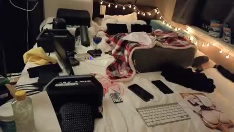 mac1119 online show from January 7, 8:39 am