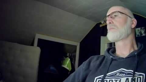 Snapshot of mac8181 chatting on December 20, 10:05 am mac8181 online show from December 20, 10:05 am