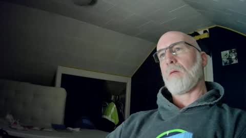 Snapshot of mac8181 chatting on December 29, 11:40 am mac8181 online show from December 29, 11:40 am