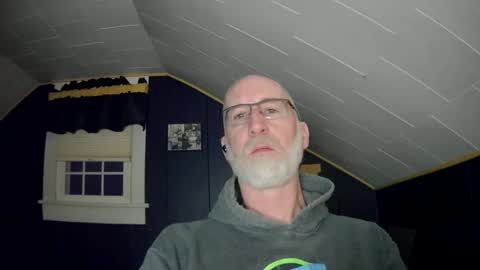 Snapshot of mac8181 chatting on January 11, 11:34 am mac8181 online show from January 11, 11:34 am