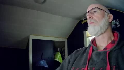 Snapshot of mac8181 chatting on February 15, 11:50 am mac8181 online show from February 15, 11:50 am
