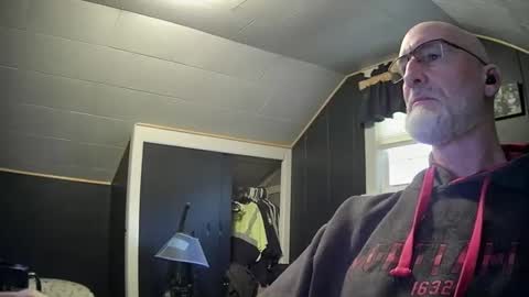 Snapshot of mac8181 chatting on March 9, 11:58 am mac8181 online show from March 9, 11:58 am