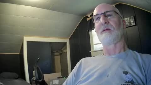 Snapshot of mac8181 chatting on March 23, 8:35 pm mac8181 online show from March 23, 8:35 pm