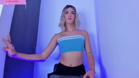 macarena_05_ online show from July 10, 1:32 am
