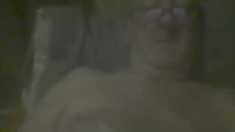 Snapshot of macbewdekan25 chatting on May 3, 4:02 pm macbewdekan25 online show from May 3, 4:02 pm