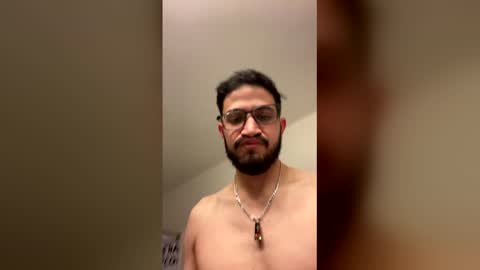 macby95717103 online show from June 9, 7:47 pm