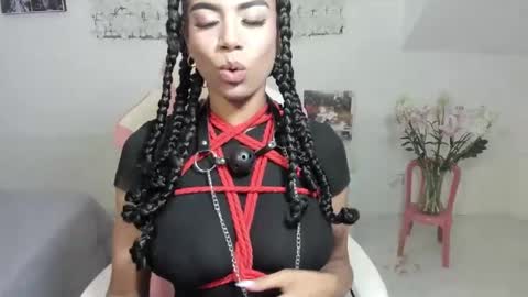 Snapshot of macdelice chatting on February 15, 4:47 am Mac Delice online show from February 15, 4:47 am