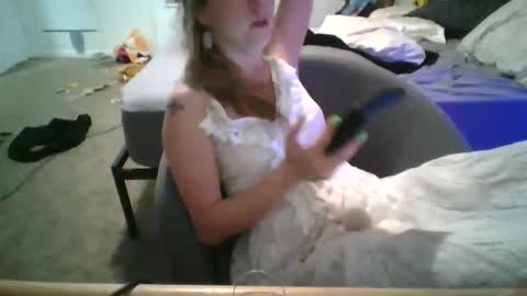 maceyloves online show from April 2, 2:20 am