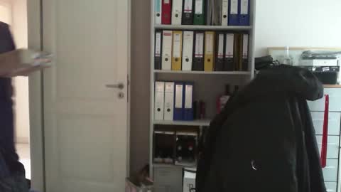 Snapshot of macfly67 chatting on December 6, 12:16 pm macfly67 online show from December 6, 12:16 pm