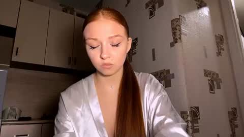 Nicole online show from June 22, 10:40 pm