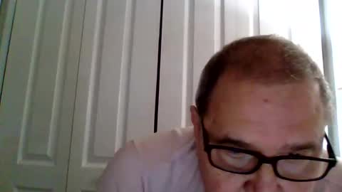 Snapshot of machet1 chatting on March 29, 6:19 pm machet1 online show from March 29, 6:19 pm