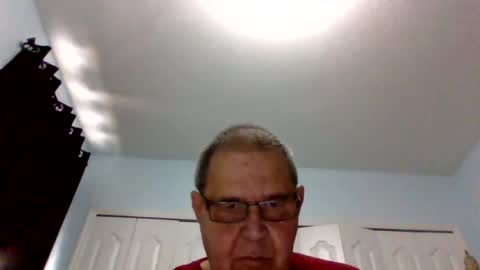 Snapshot of machet1 chatting on June 15, 3:03 pm machet1 online show from June 15, 3:03 pm