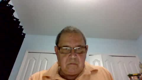 Snapshot of machet1 chatting on June 19, 2:27 am machet1 online show from June 19, 2:27 am