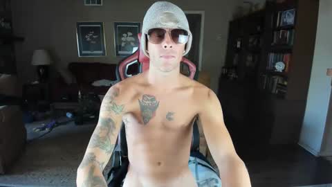 machinecumkelly69 online show from November 12, 6:52 pm