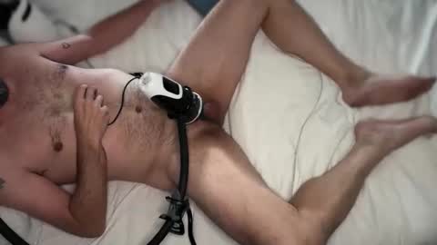 machinestroker online show from January 3, 7:39 pm