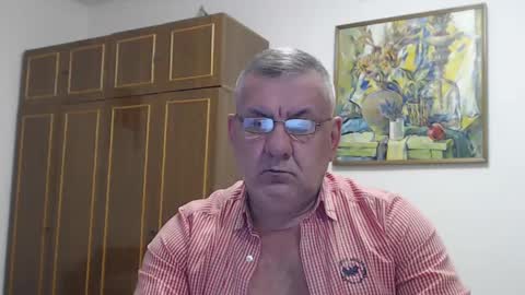 Snapshot of machomale3 chatting on January 11, 8:43 pm Macho online show from January 11, 8:43 pm