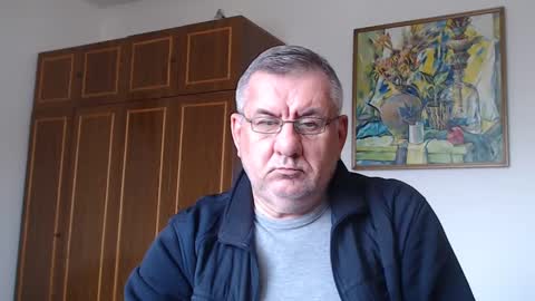 Snapshot of machomale3 chatting on January 25, 12:05 pm Macho online show from January 25, 12:05 pm