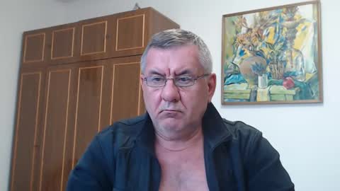 Snapshot of machomale3 chatting on February 8, 7:26 am Macho online show from February 8, 7:26 am