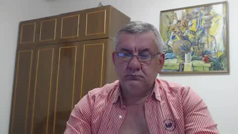 Snapshot of machomale3 chatting on February 8, 9:15 pm Macho online show from February 8, 9:15 pm