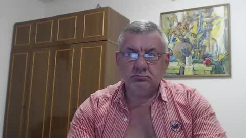 Snapshot of machomale3 chatting on March 1, 8:21 pm Macho online show from March 1, 8:21 pm