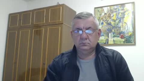 Snapshot of machomale3 chatting on March 5, 7:06 pm Macho online show from March 5, 7:06 pm