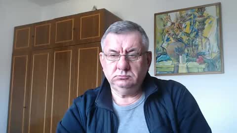 Snapshot of machomale3 chatting on March 6, 8:19 am Macho online show from March 6, 8:19 am