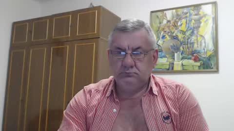 Snapshot of machomale3 chatting on March 8, 5:54 pm Macho online show from March 8, 5:54 pm