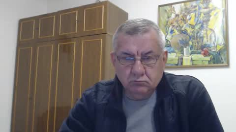 Snapshot of machomale3 chatting on October 21, 6:52 pm Macho online show from October 21, 6:52 pm